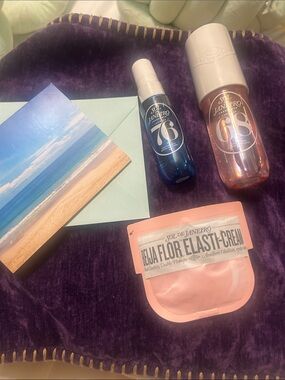 Sol de Janeiro gift set : 68 , 76, sample elasti cream, and gift card of ocean